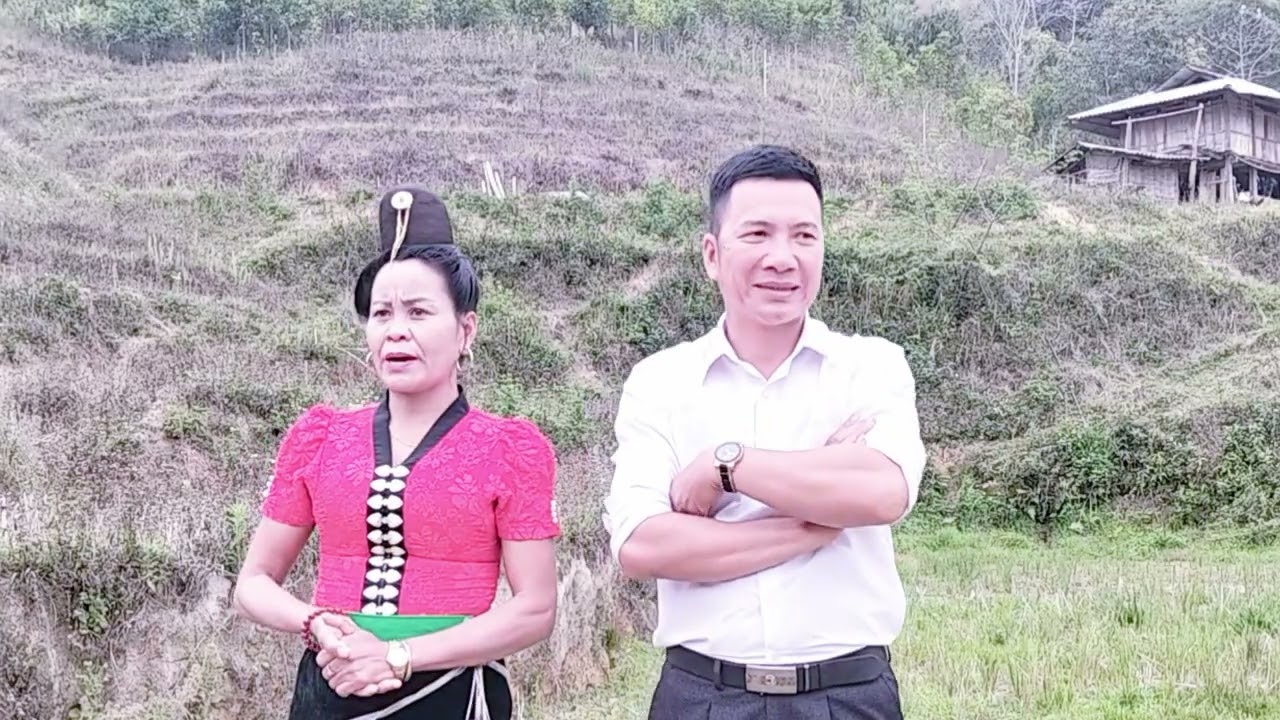 ĐÁ TÀNG KHẮP THỊ PIẾNG Ỵ NÀ