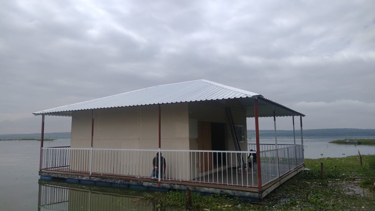 CASA FLUTUANTE NA REPRESA DE SANTA MARIA DA SERRA ULTIMOS DETALHES saalada