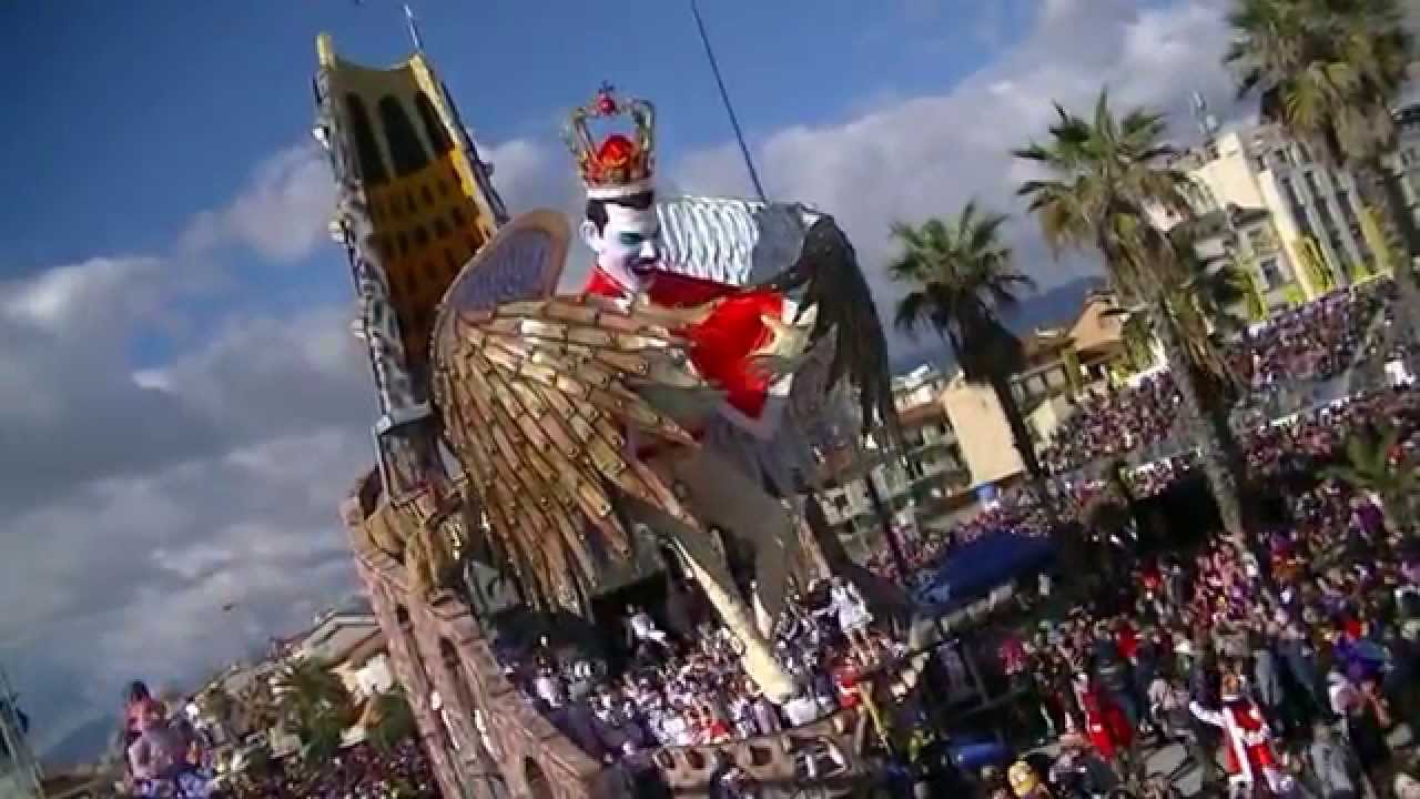 Carnevale di Viareggio 2014 - Figli di un Dio minore