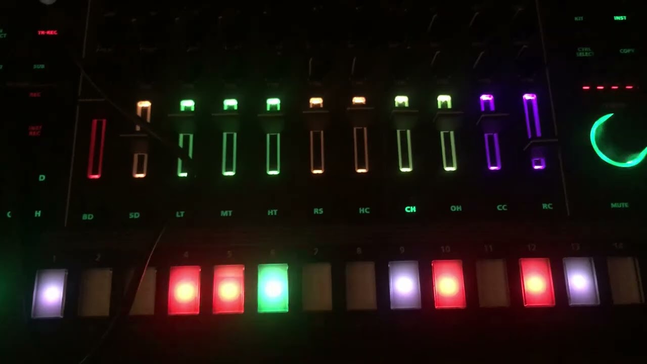 Noodling: #dawlessjam  #roland  #techno #electronicmusiclovers #unmastered #dancemusic