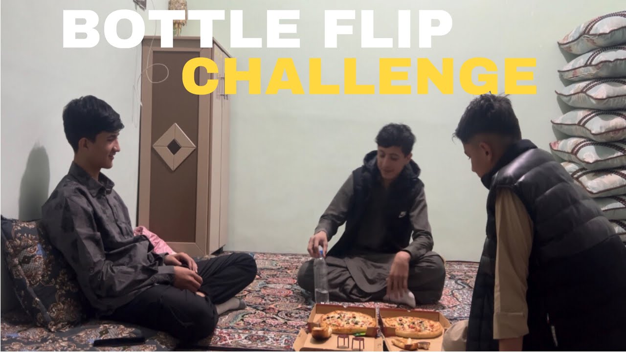 BOTTLE FLIP CHALLENGE]AT ABBAS HOME 🏡]Raza Vlogs]