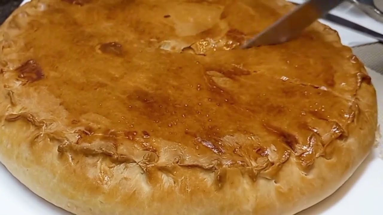 The pie with the most delicious filling in the world, you have to see it.