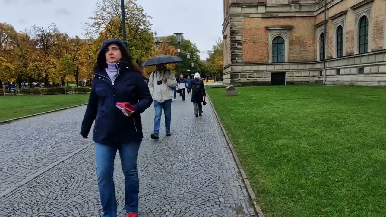 Munich's Artistic Stroll   Old & New Pinakothek on a Rainy Fall Day (4K Walking Tour)