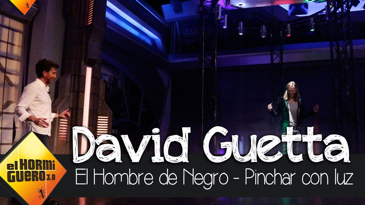 David Guetta pinchando con luz en El Hormiguero 3.0