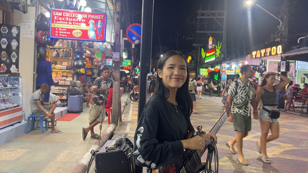 Queen On Street