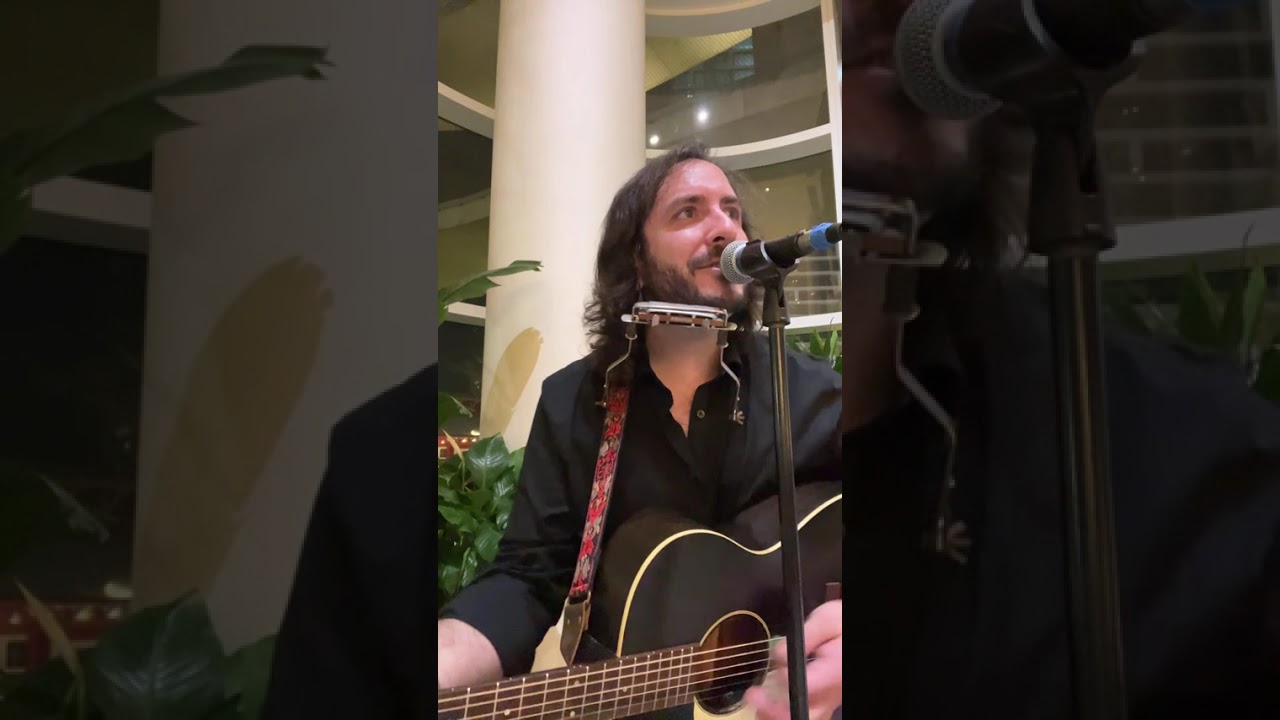 Savannah, So Lonesome - Andrew Savage Live