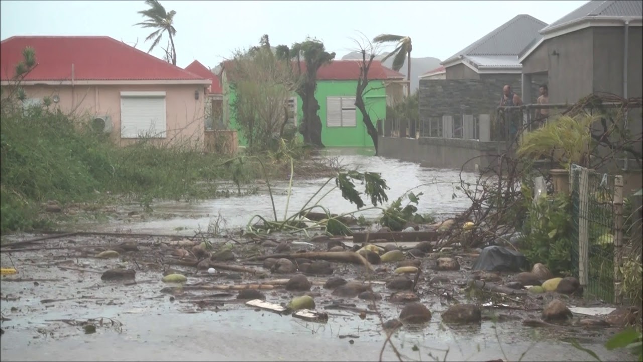LE  CYCLONE  IRMA   A  SAINT  BARTHELEMY