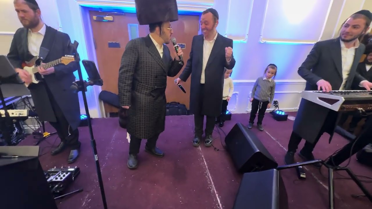 Bayer & Frank Wedding | Singer Lipa Schmeltzer and Sruly Green | Leibish Posen on the keys