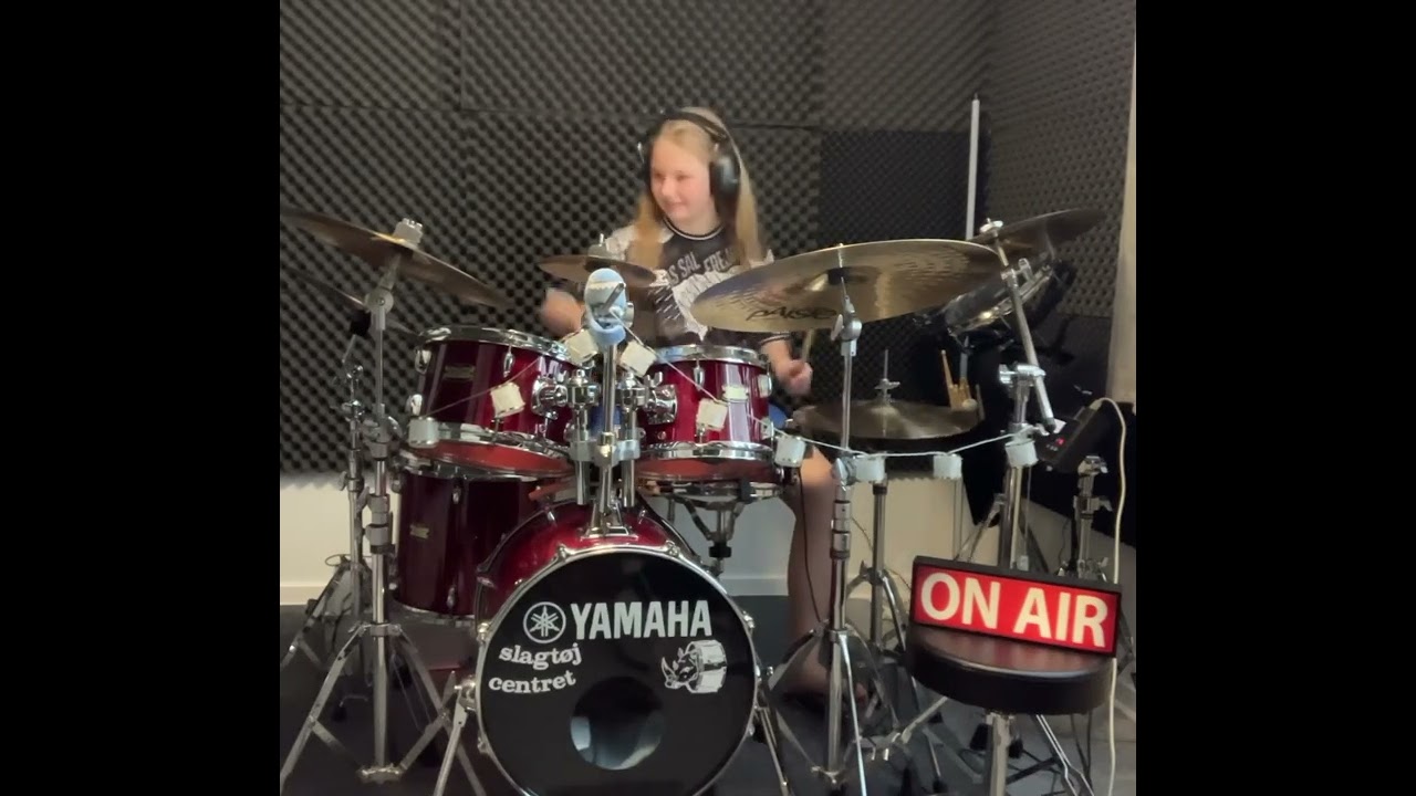 Red Leather - BONNIE AND CLYDE - Drum Cover - By Cine-Drums