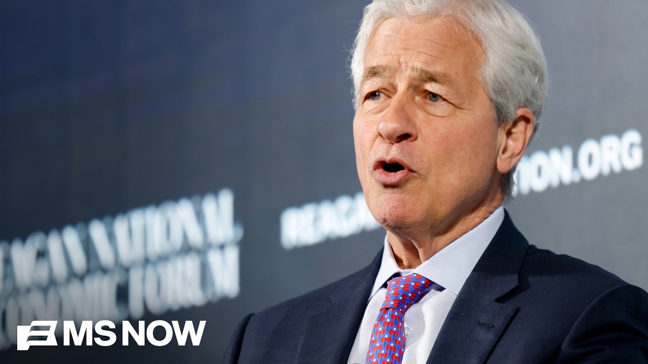 America has a LEADERSHIP VOID. Why AXIOS co-founders say CEOs must step up