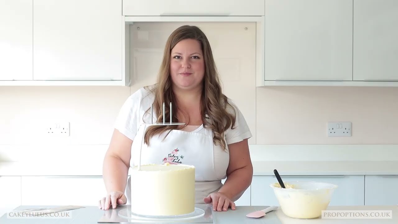PropSecure Tutorial Part 1 - Using PropSecure with real cake to create a floating illusion cake