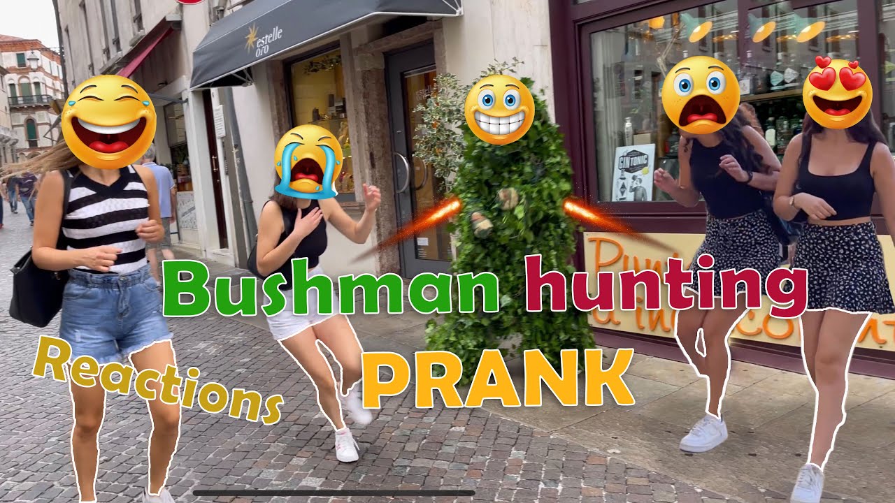 Scared of bushman prank. Mr. Cespuglio Amazing Reaction