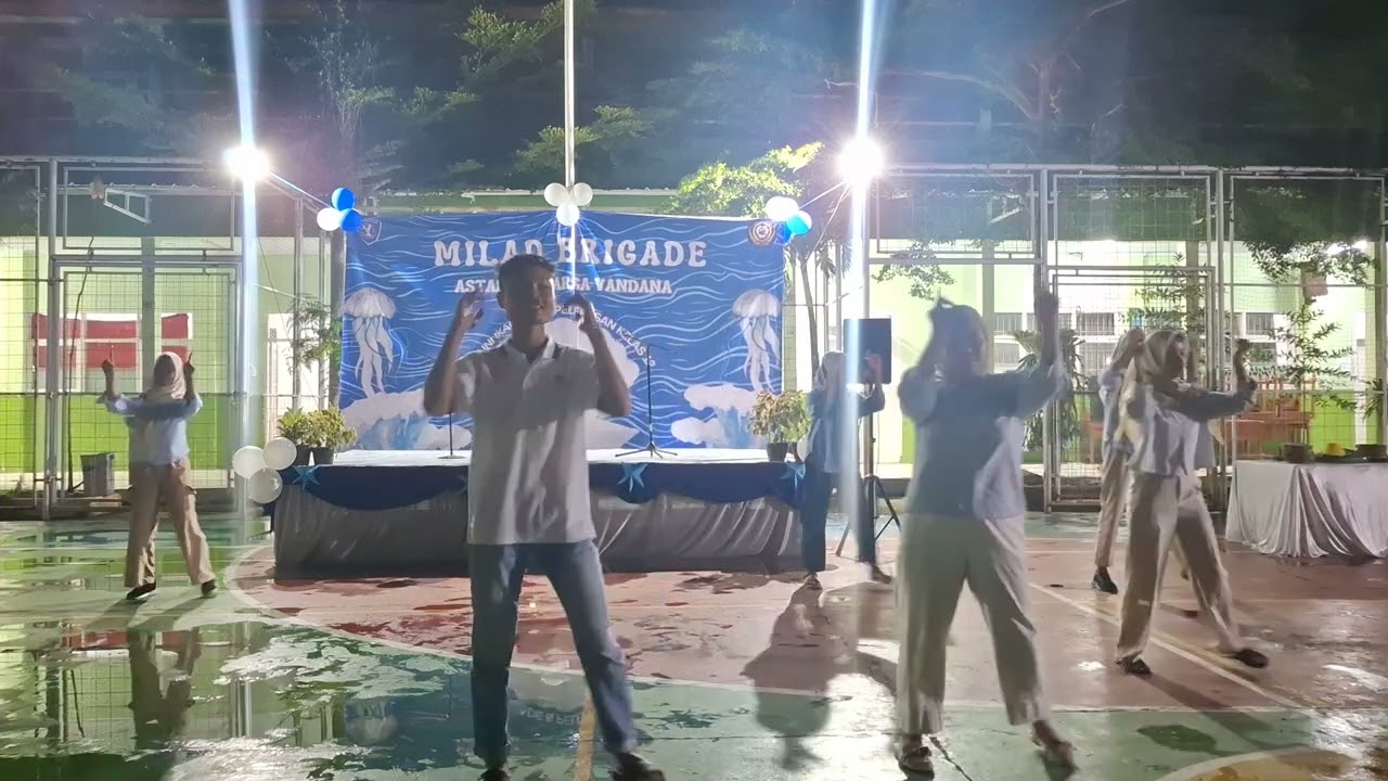 PENAMPILAN 18