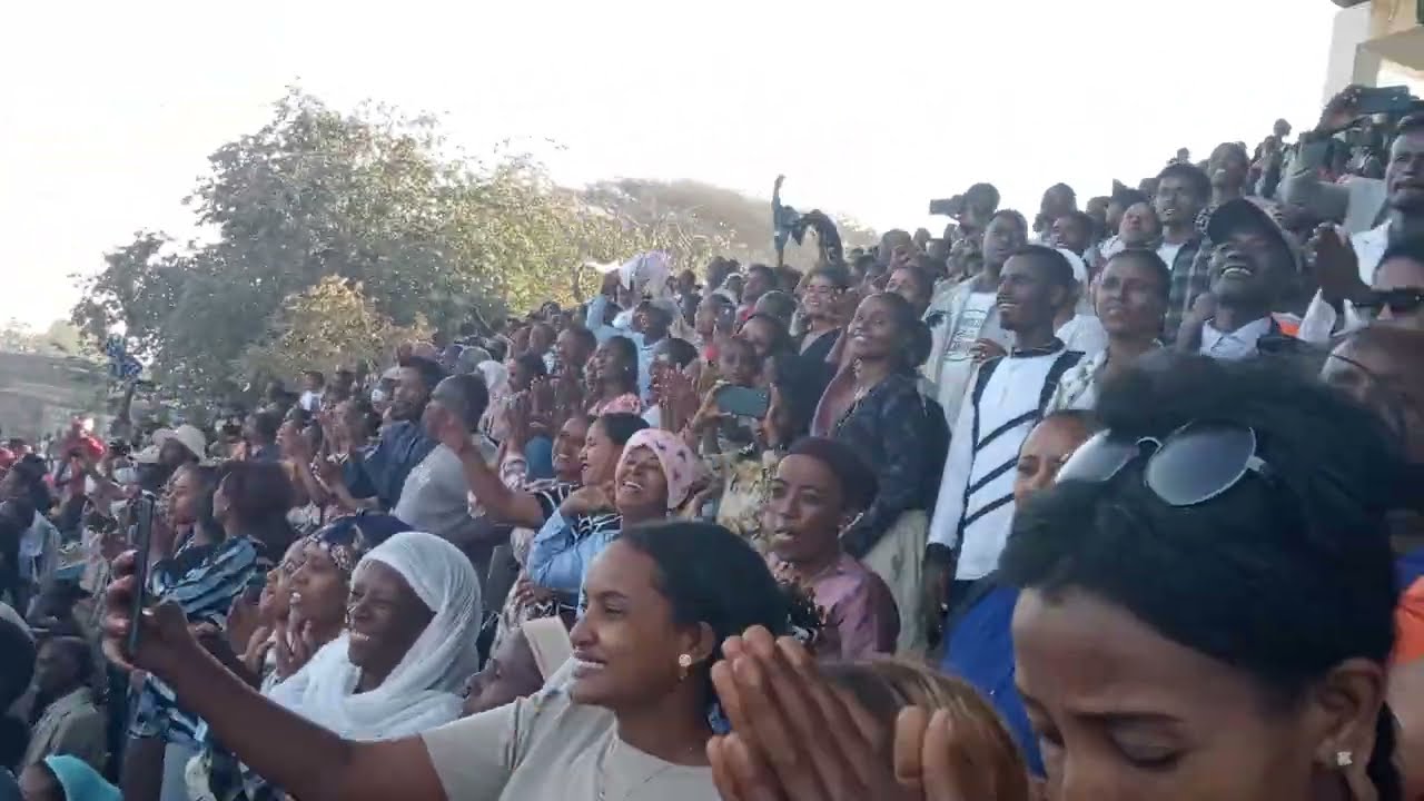 #ክብር_ቢሆን#ያልፋል ዝና_ቢሆን #ያልፋል የማያልፋው_አንድ#ነገር በሰማይ ቤት ያለው ክብር