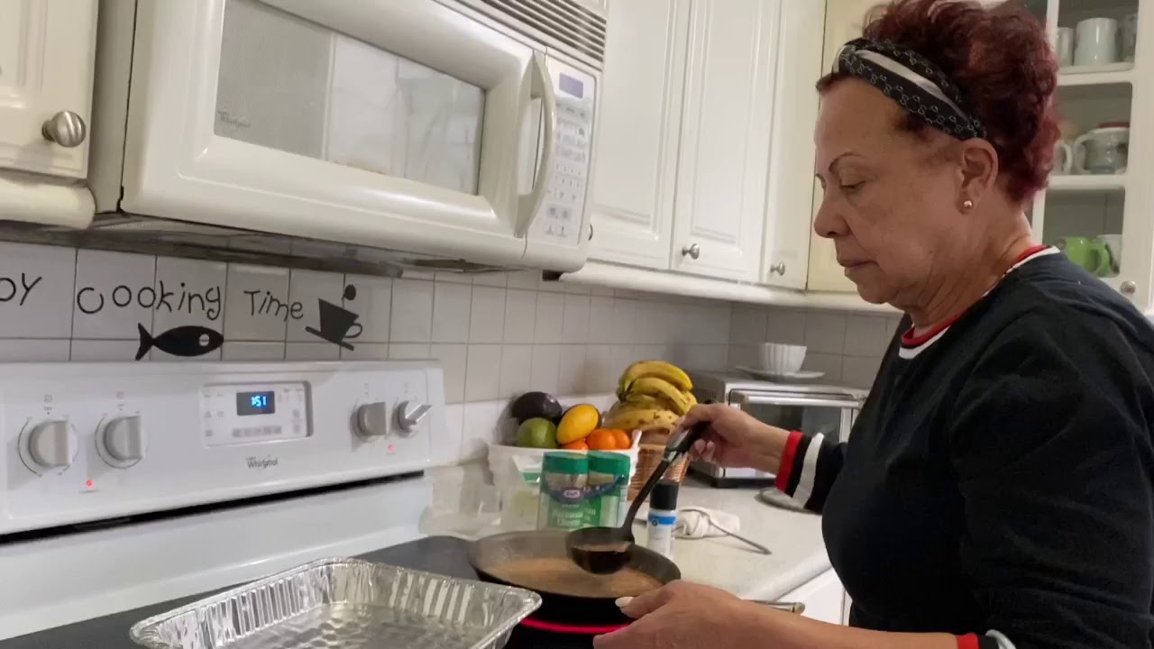ME QUEDO EN CASA COCINANDO UN PASTICHO DE BERENJENA