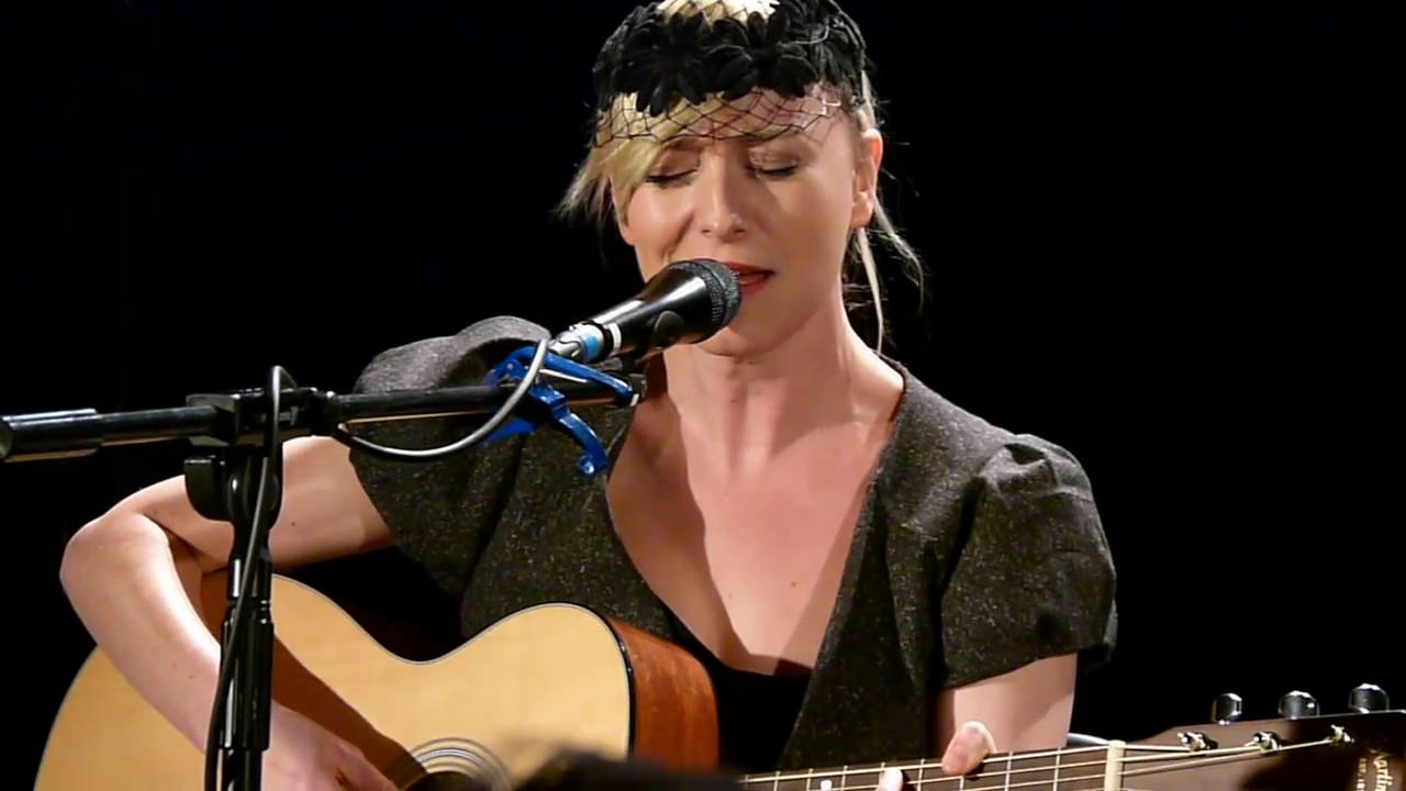 Divine Comedy and Cathy Davey - I Only Have Eyes for You live at Manchester Academy 09-11-10