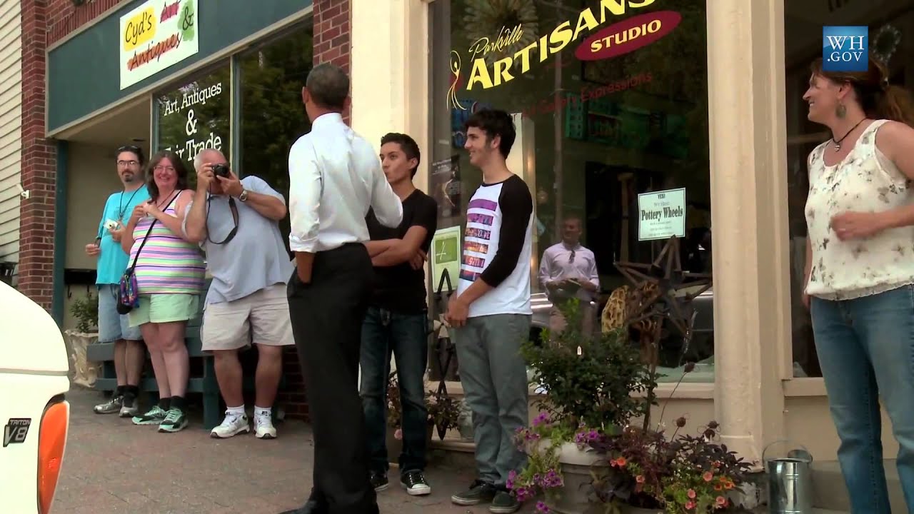 Obama Surprises Parkville, MO Shops With A Visit