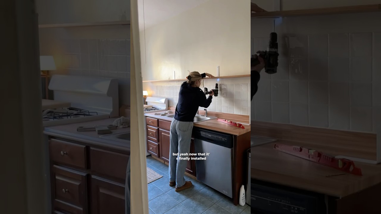 DIY floating kitchen shelf 🔨