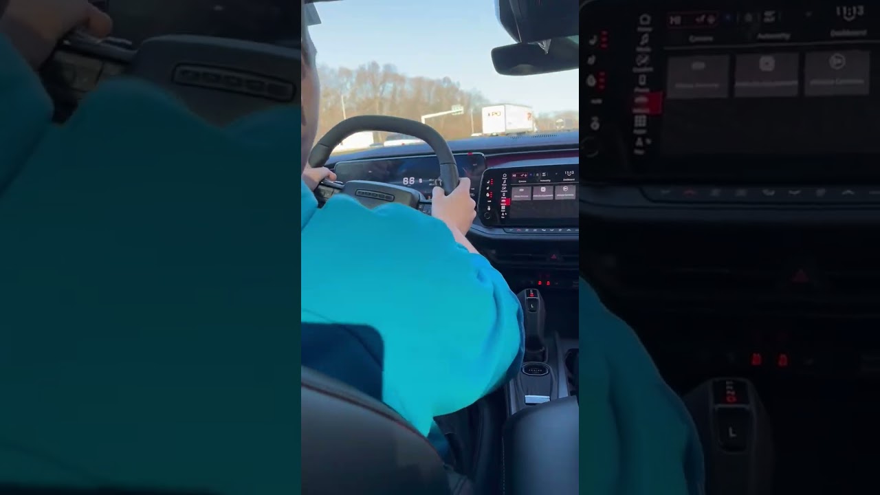 Hellcat Owner testing new Dodge Charger Six Pack 0-60 (not that impressed overall)