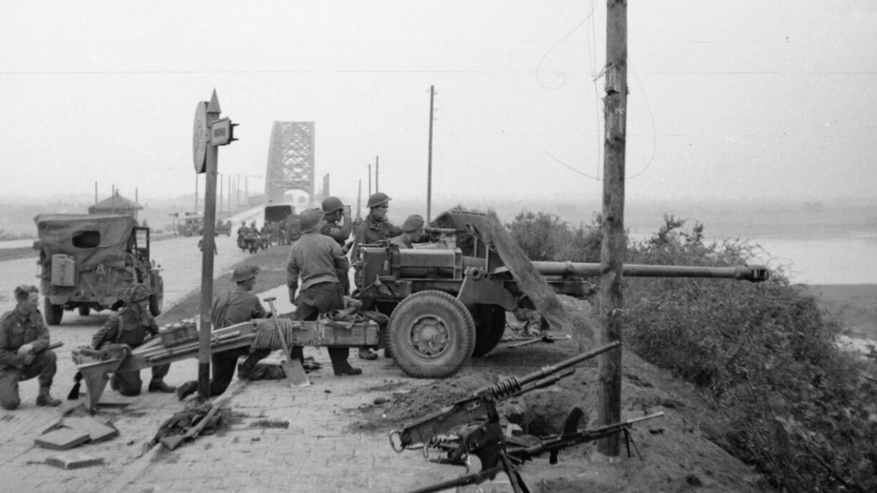 Why America Rejected the 17-Pounder—Then Wanted It at the Bulge