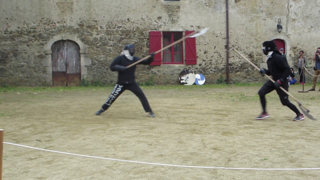 12 d&eacute;mo bardiche