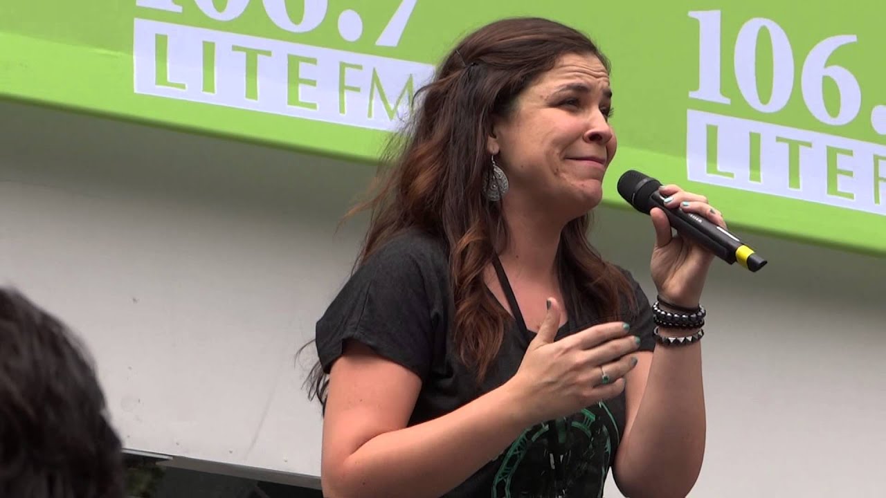 Lindsay Mendez sings 'The Wizard and I' from Wicked