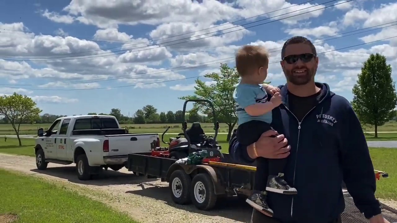 Husqvarna Z560X day one review - Tree Farm Update