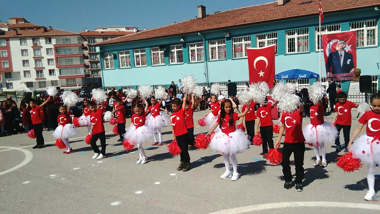 Gazi Ahmet Paşa ilkögretim okulu 23 Nisan şenligi
