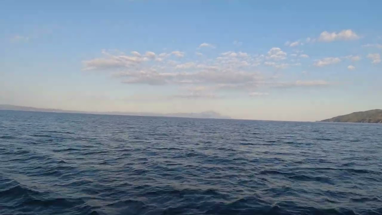 Marea Egee între brațele Sithonia și Athos Grecia