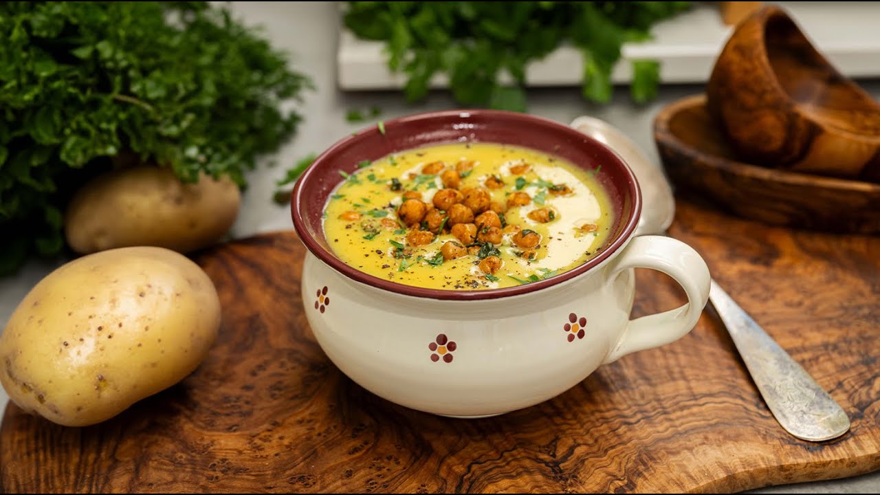 Такого картофельного супа вы ещё не пробовали! 🥔 Сливочный, веганский и невероятно вкусный.