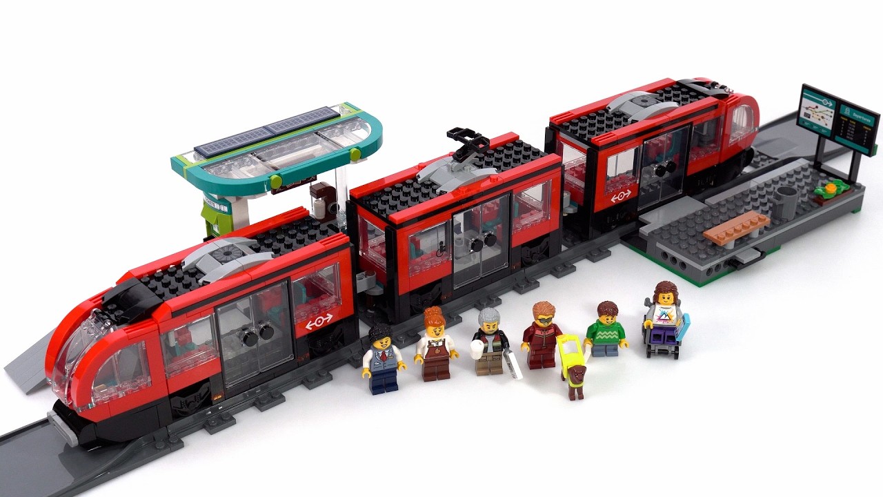 LEGO City Downtown Streetcar & Station review! 60423 Tram / light rail train #NotSponsored