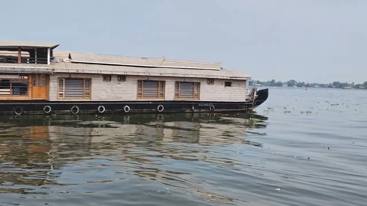Alapuzha Housing Boat