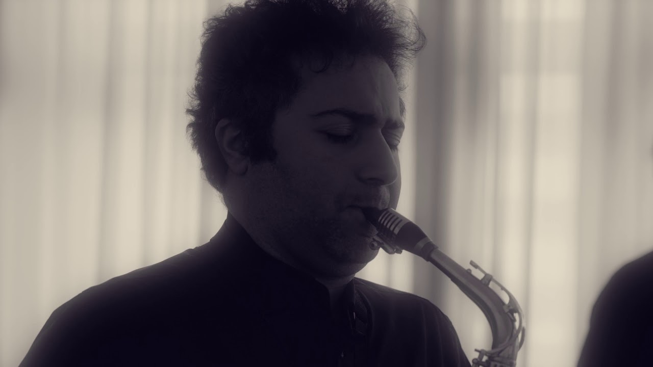 Clair de Lune - Debussy I Alexej Gerassimez & SIGNUM saxophone quartet (Offizielles Musikvideo)