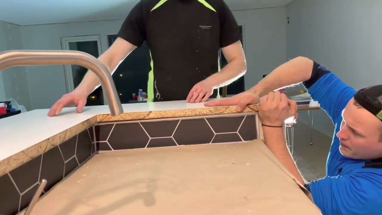 Building a bar in the kitchen