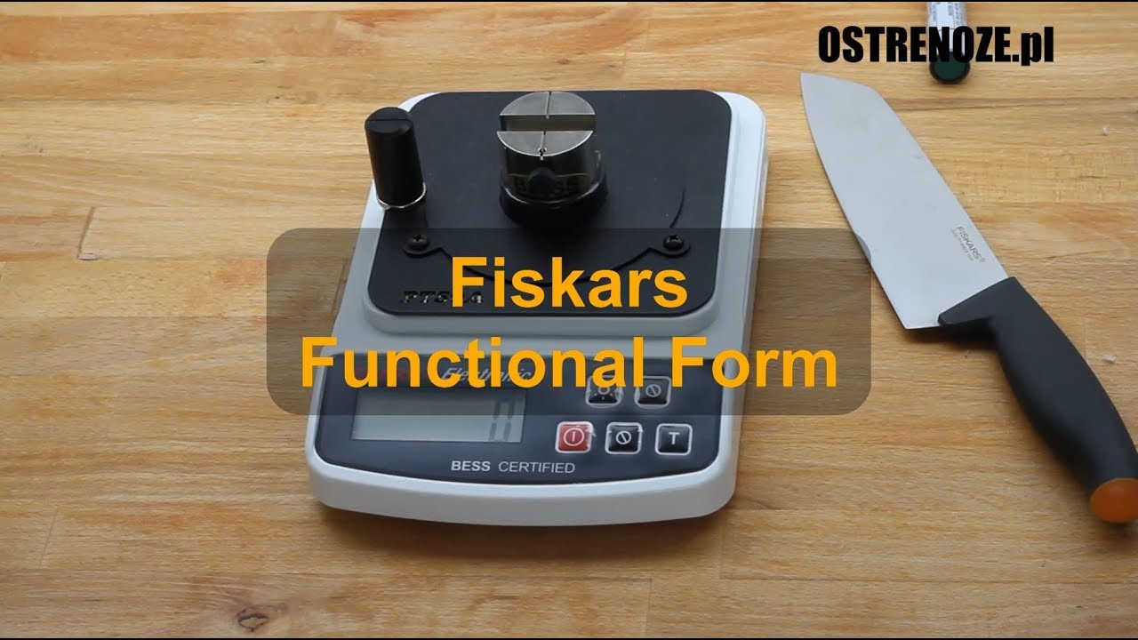 Test ostrości noża Fiskars Functional form
