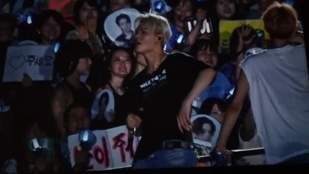 Shout out (rewatching 3 days after Heeseung left ENHYPEN.