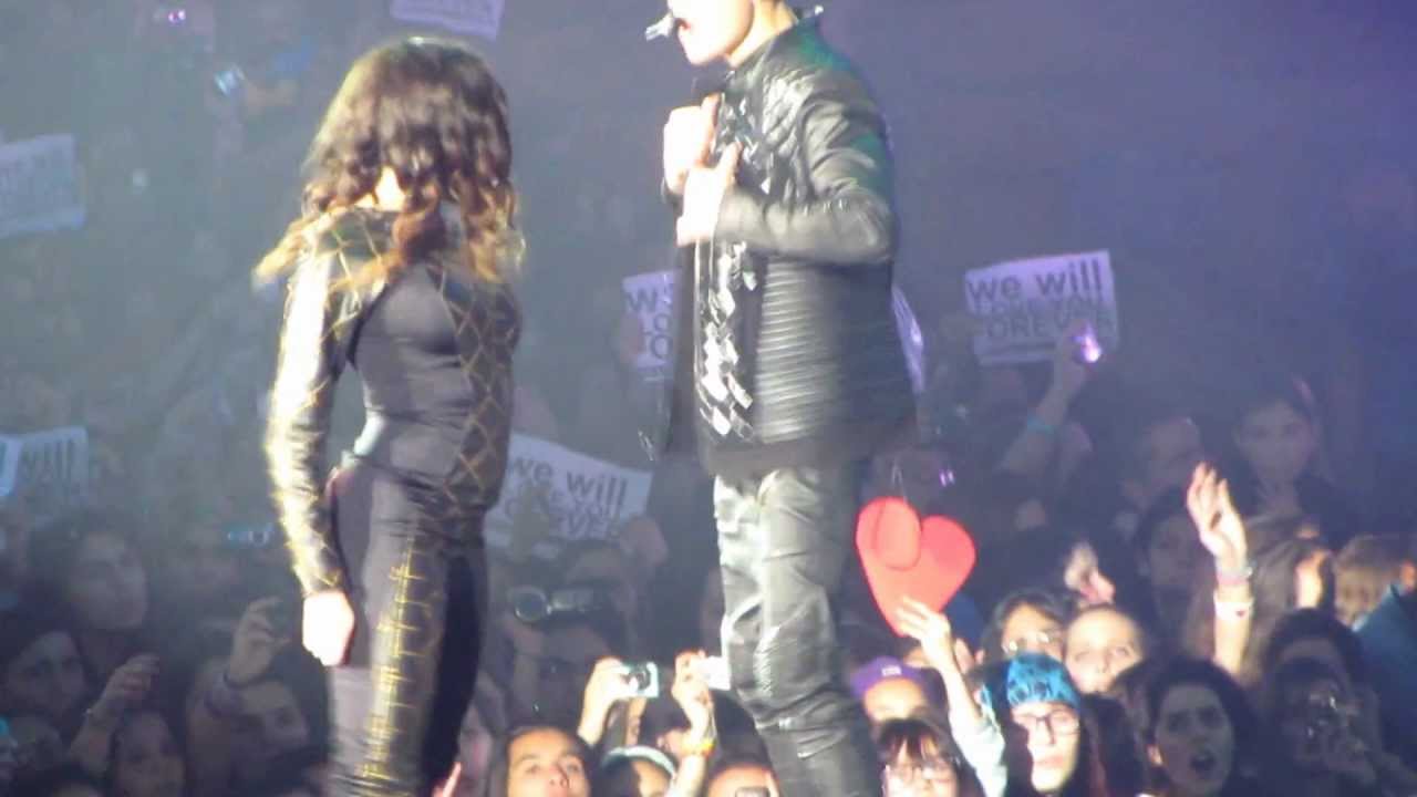 justin bieber live at  Portugal (As long as you love me ) HD