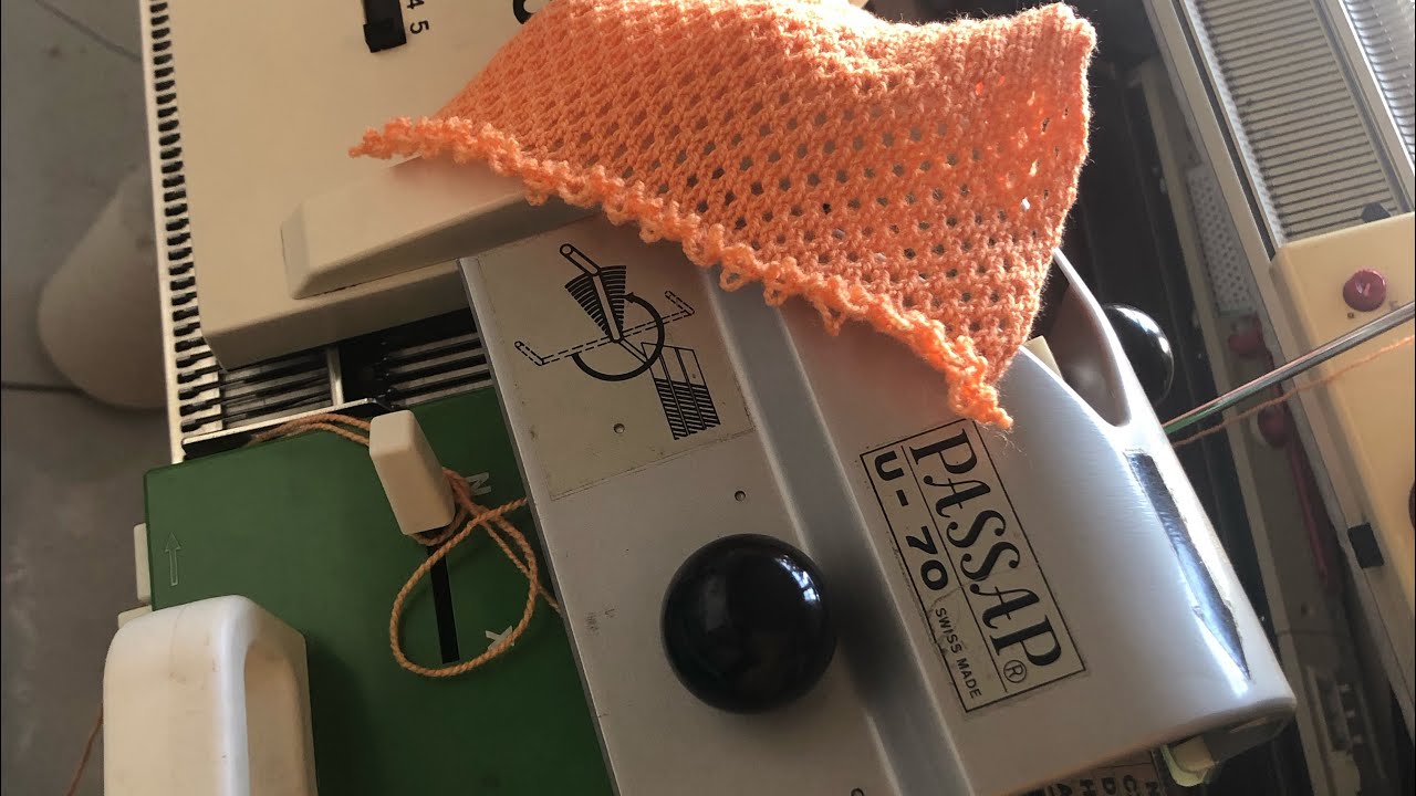 Point ajouré avec machine a tricoter u70  de pasap. ‏‏‏غرزة رائعة جدا
