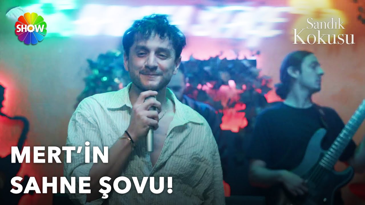 Irmak ve Karsu, Mert'in sahnesinde dans ettiler | Sandık Kokusu 21. Bölüm