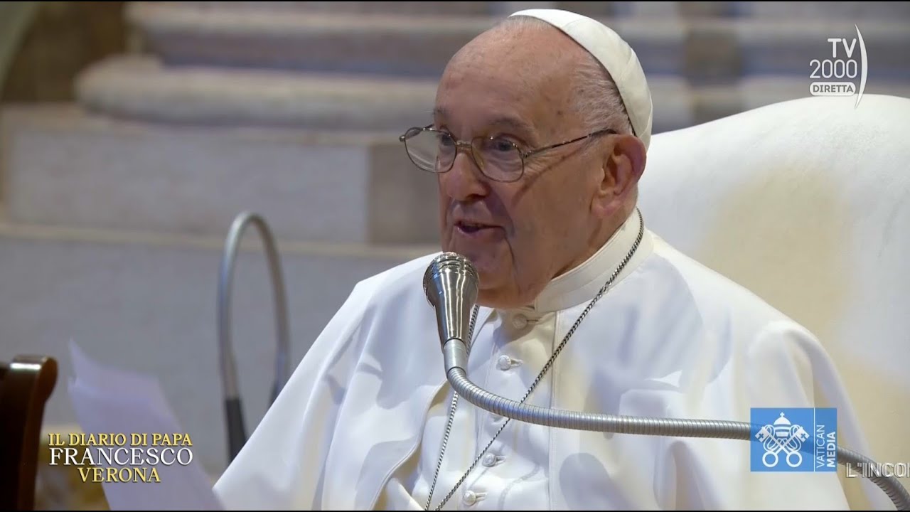 Papa Francesco a Verona - Incontro con sacerdoti e consacrati