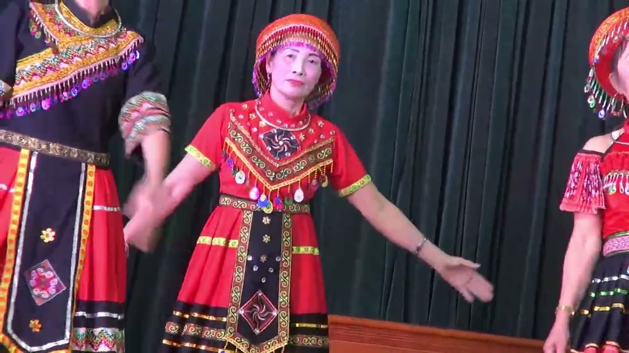 VẤN VƯƠNG CHỢ TÌNH