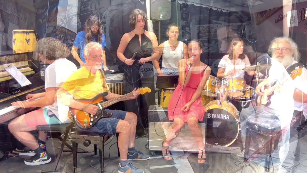 J'Traine Des Pieds - Olivia Ruiz  cover