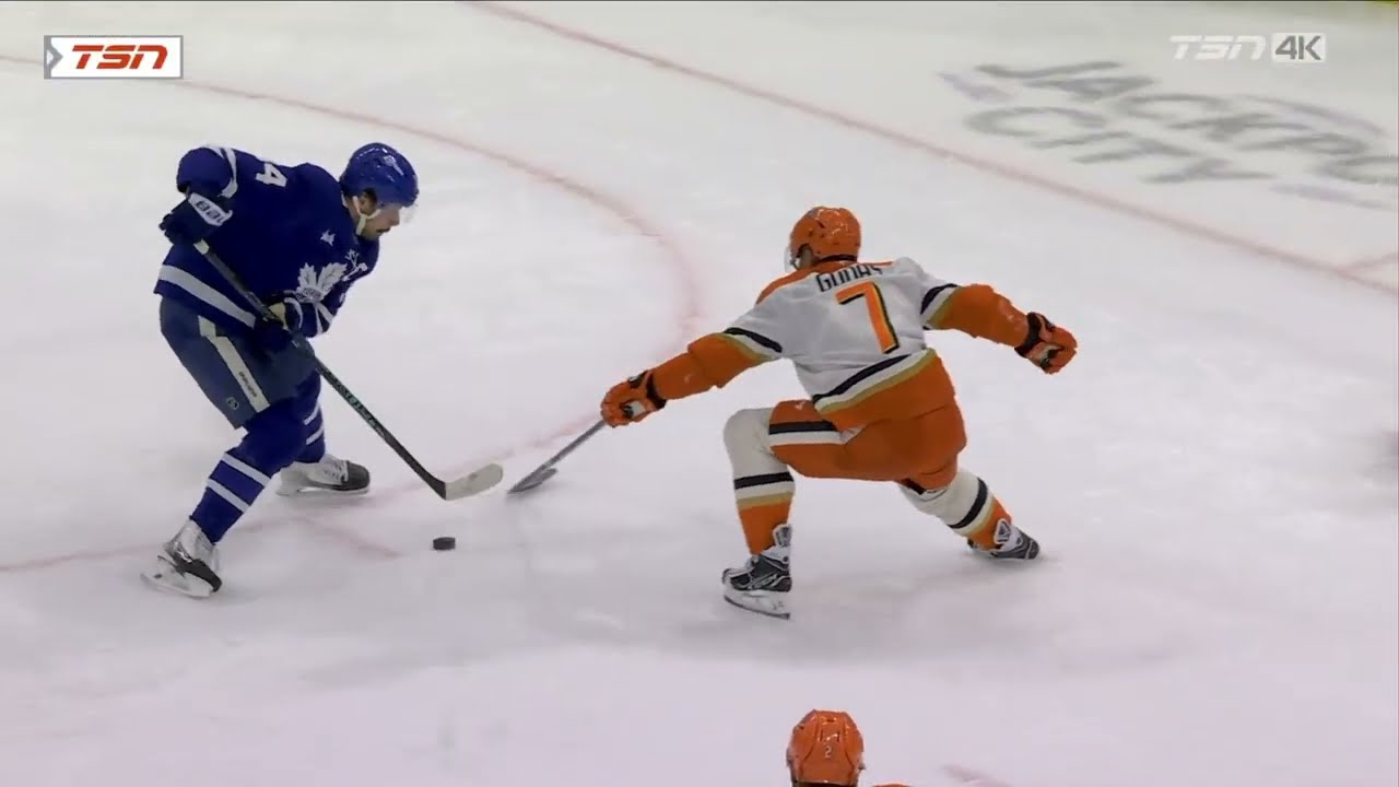Gudas Gets Ejected After Knee-On-Knee Collision With Matthews - Full Incident
