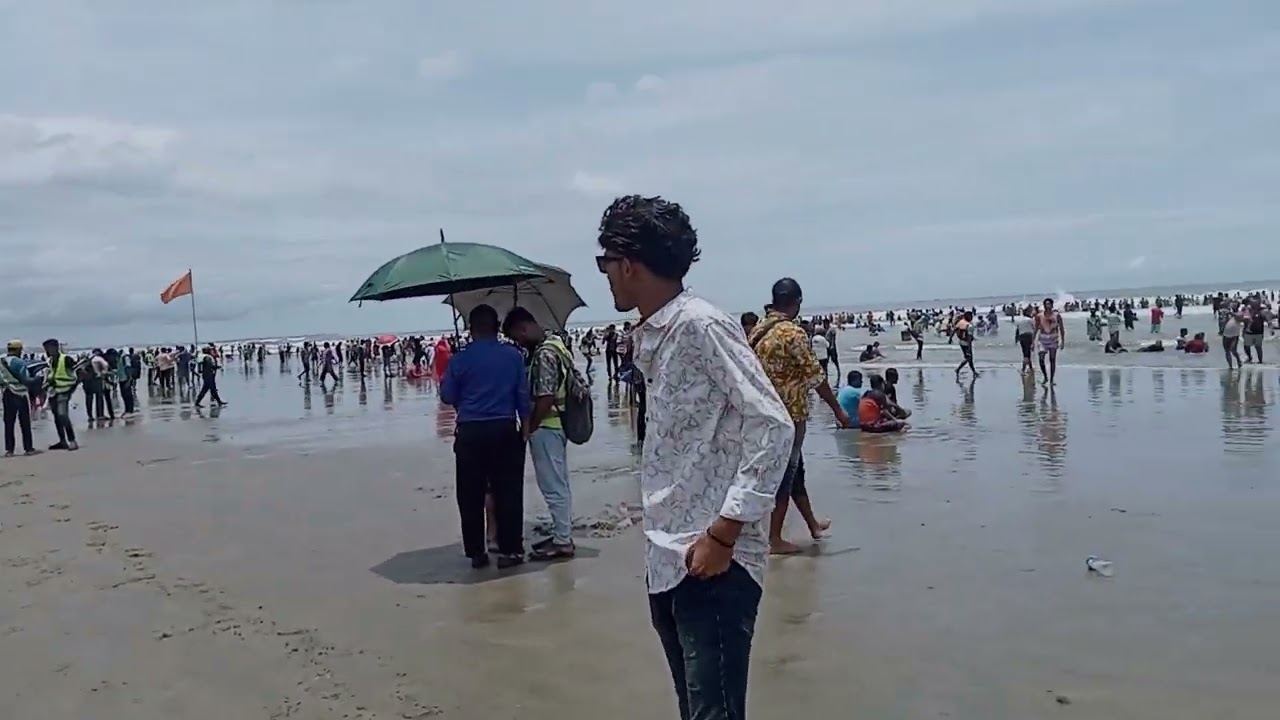 দেখুন হায় হায় কি করে কক্সবাজার সুগন্ধা বিসে ভাইরাল ভিডিও