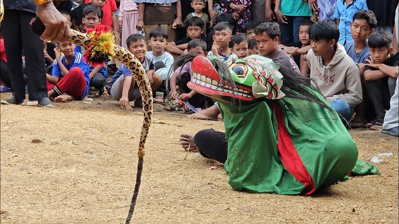 BARONGAN BOLOT EBEG MEKAR BUDAYA