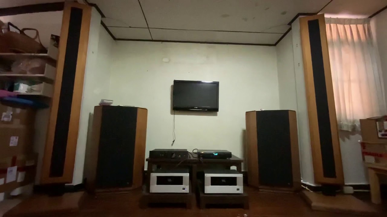 Mcintosh XRT22 driven by VTL MB-125 monoblock(EL34 tubes) #2