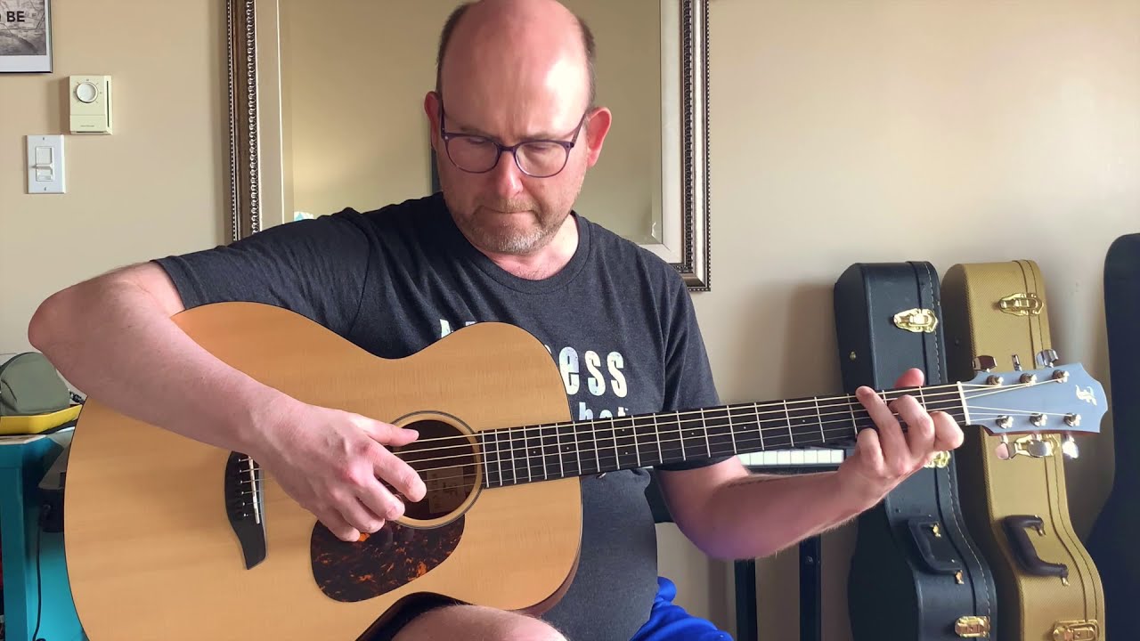 Furch Baritone (Blue Series) - Sitka & Walnut