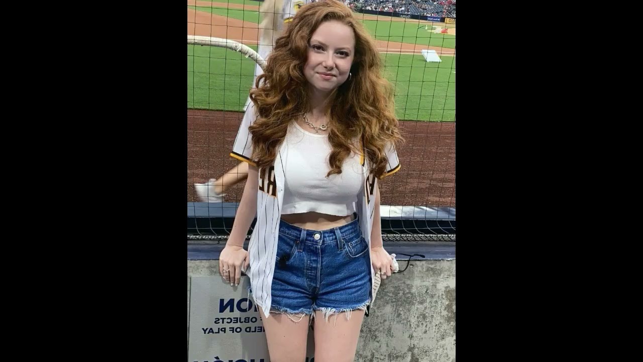 Francesca Capaldi (compilado de imágenes)