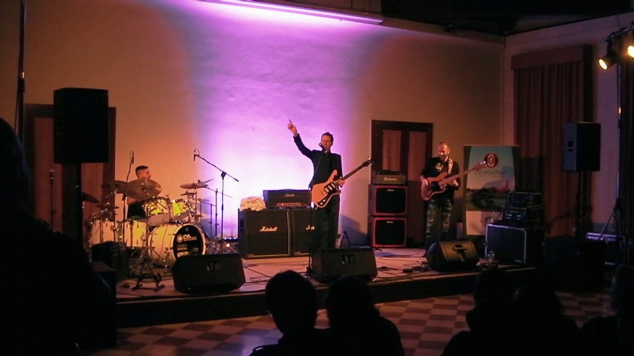 Havin' It, Paul Gilbert, Lorenzo Miatto Bass Solo