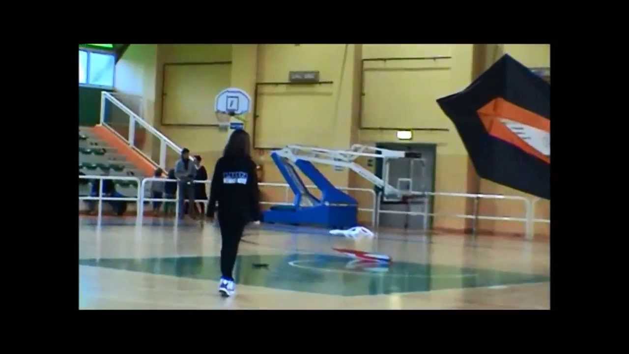 INDOOR KITING Pillole di VENTOapparente,  Anna